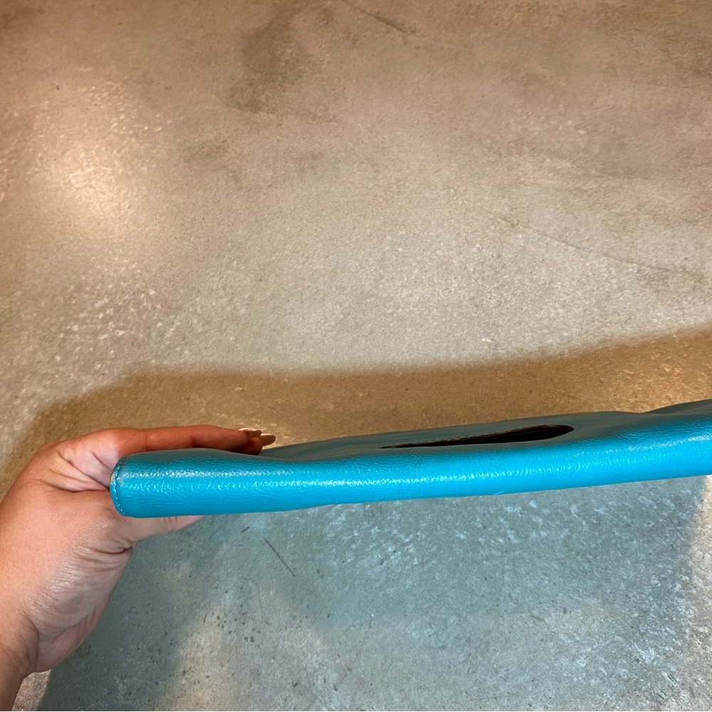 🍄 Hobo The Original Katrina Turquoise Leather Clutch - Picture 9 of 15